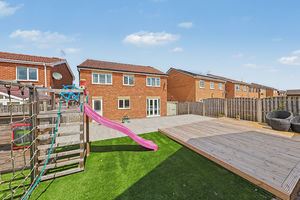 Bank Wood Close Newbold
